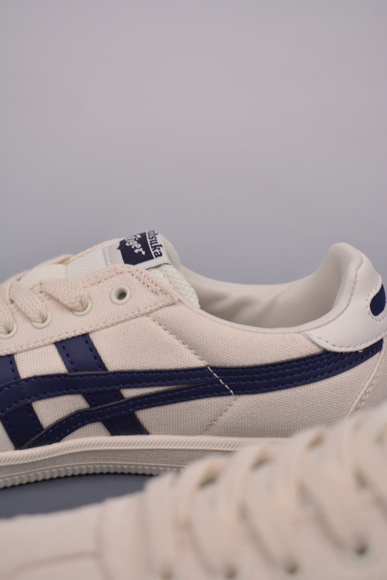 ASICS Onitsuka Tiger Tokuten