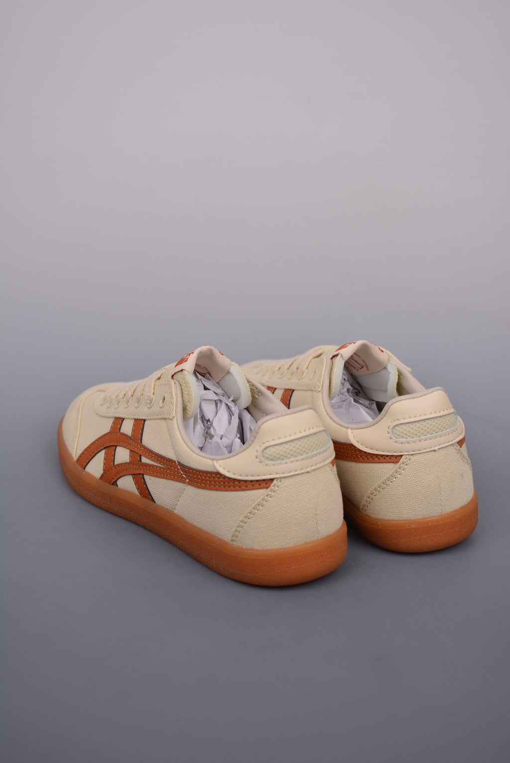 ASICS  Onitsuka Tiger Tokuten